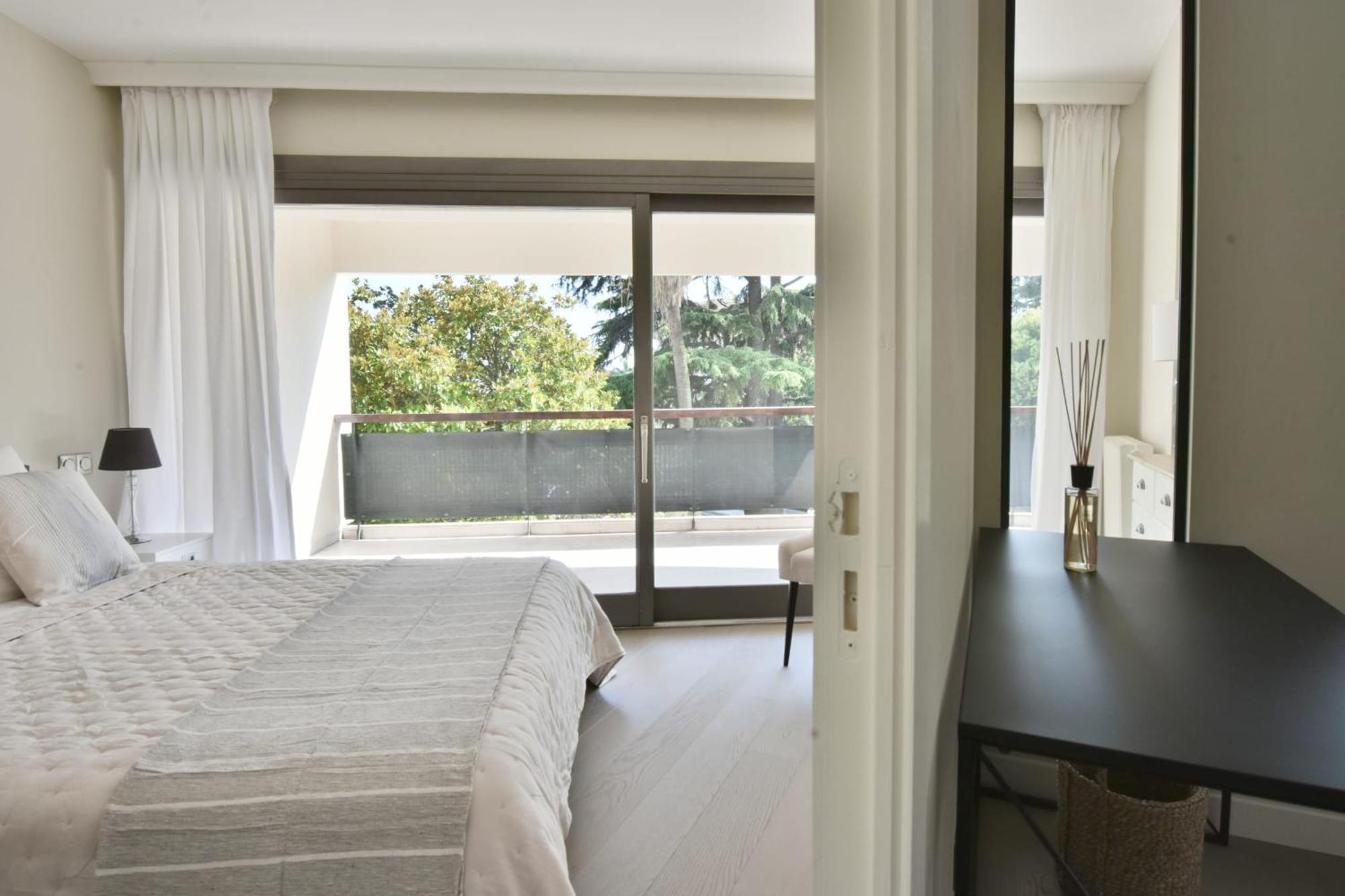 Cannes - 2-Br Flat 15-Min Walk To The Beaches Exterior foto